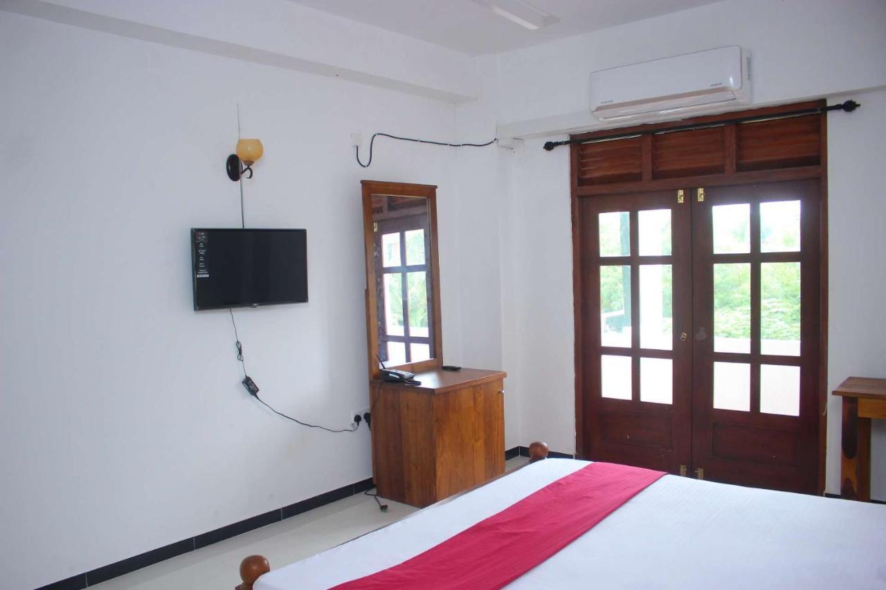 Heritage Eco Resort Kelaniya Exteriör bild