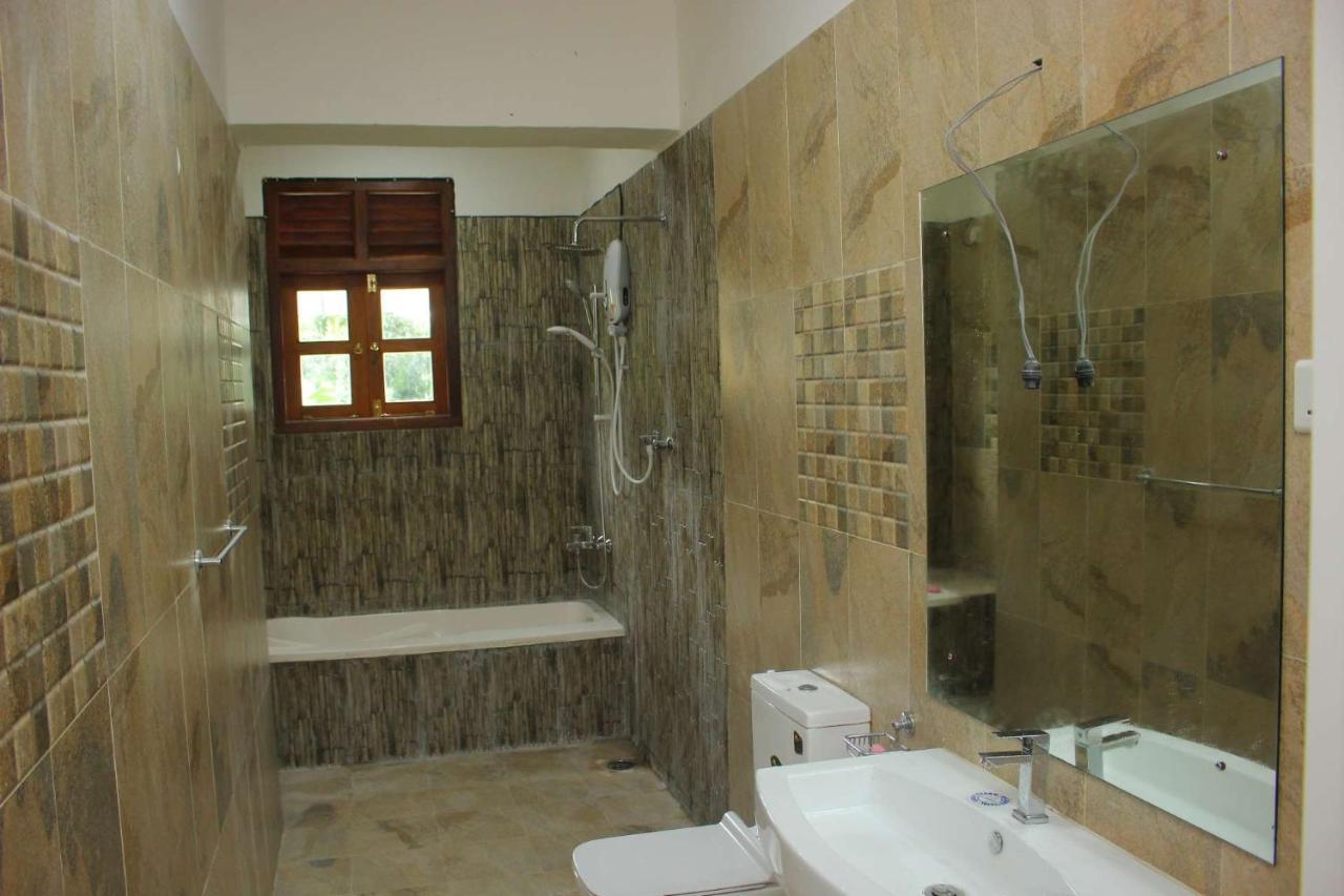 Heritage Eco Resort Kelaniya Exteriör bild